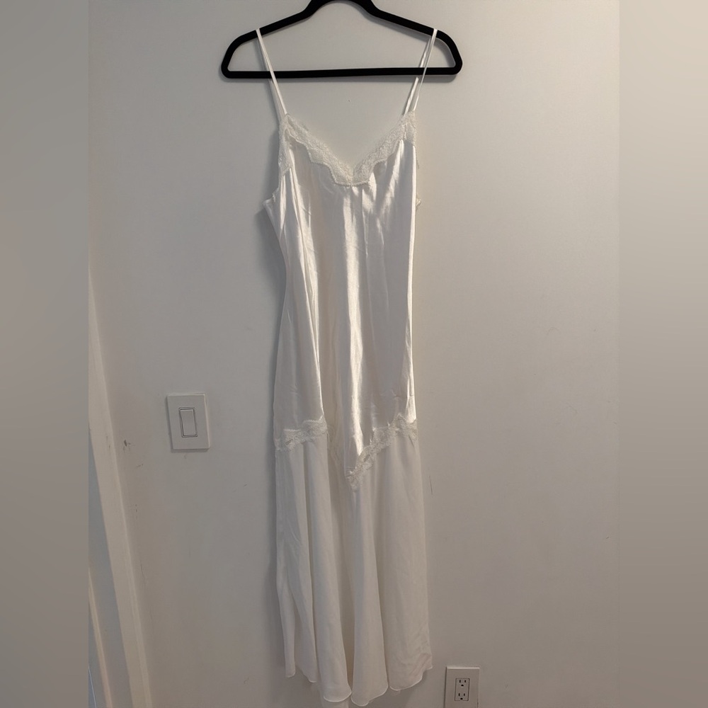 Source Unknown White Satin Maxi Dress